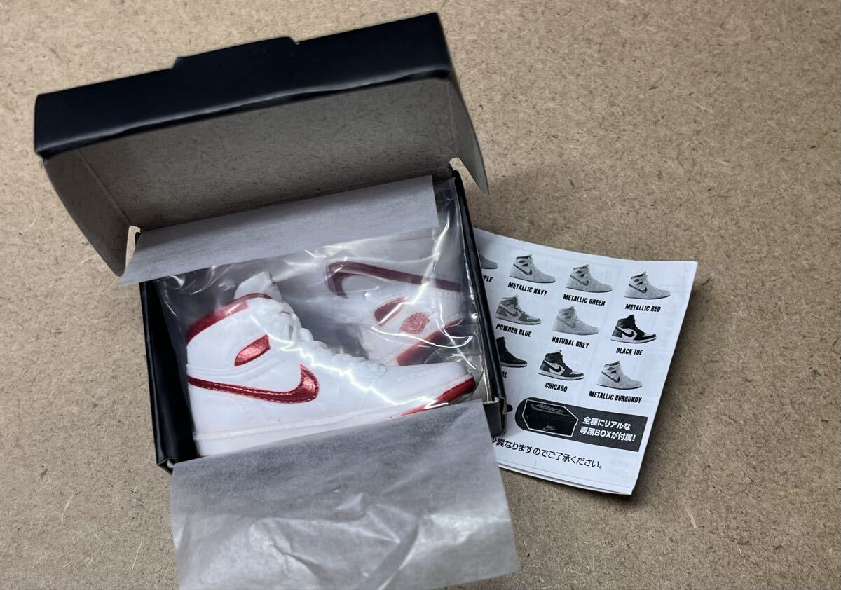 NIKE Air Jordan 1 High 85 MINIATURE COLLECTION METALLIC RED エアジョーダン拍卖