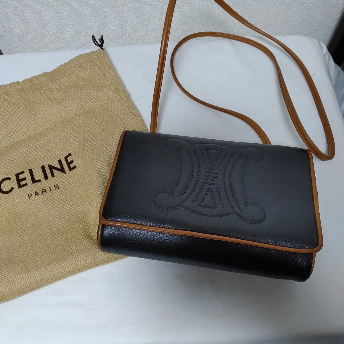 【希少】CELINE セリーヌ トリオンフ ショルダーバッグ ポシェット V 1022-H5-TA12拍卖