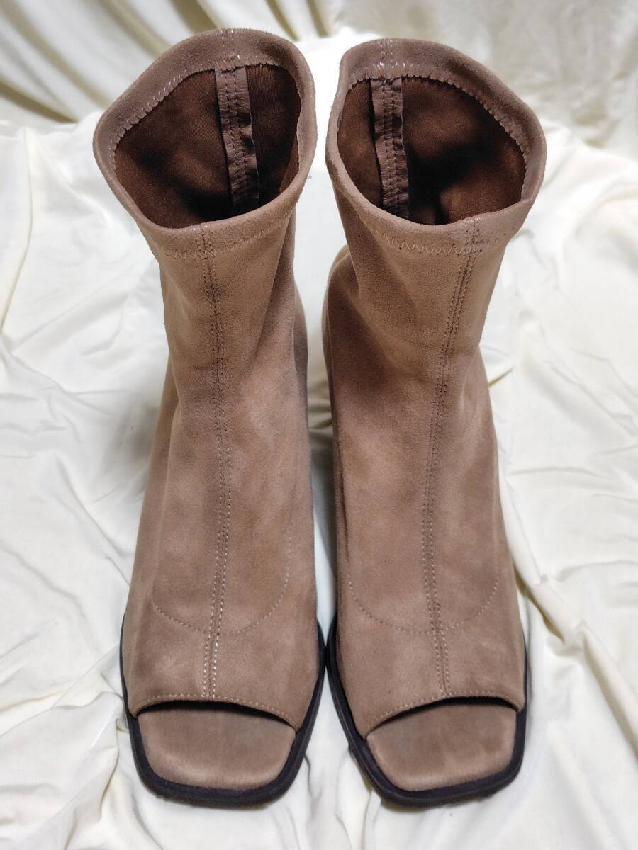 31*【中古訳あり】*Mila Owen ミラオーウェン オープントゥ ソフトブーツ ストレッチ素材で包み込む♪ サイズ37 ブラウン レターパック可拍卖