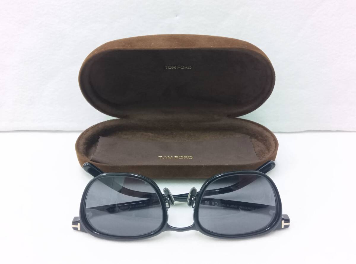 〇TOM FORD/トムフォード TF963-D 01A 52□20 140 3 黒系 サングラス ほぼ未使用品〇拍卖