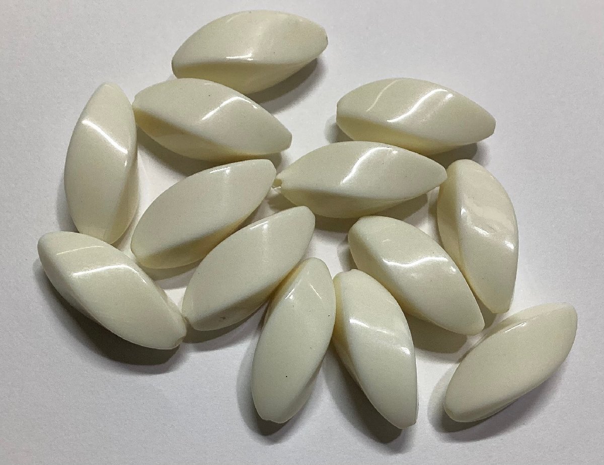 即決/アクリルビーズ/変形/30.0×11.0mm/クリーム色/15個/K12拍卖