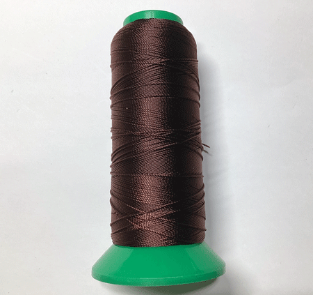 即決☆革用・手縫糸・ミシン糸☆ポリエステル☆焼止可☆茶色☆1巻・細巻☆中太糸☆40番拍卖