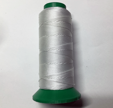 即決☆革の手縫糸・アクセサリー製作等に☆ポリエステル☆焼止可☆白色☆1巻・細巻☆極太糸☆44番拍卖