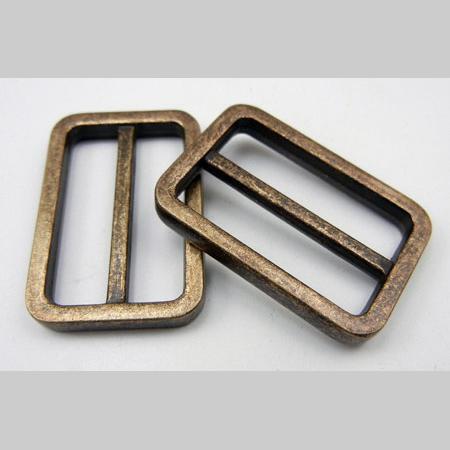 即決☆リュックカン☆アンティーク☆ベルト32mm/厚3.8mm☆10個☆中拍卖