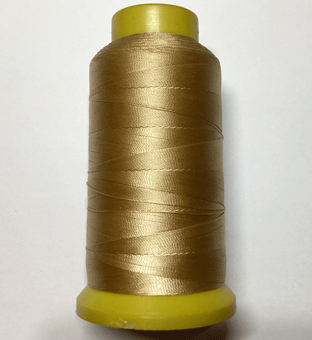 即決☆革用・ミシン糸☆ポリエステル☆焼止可☆あめ色☆1巻・太巻☆太糸☆28番拍卖