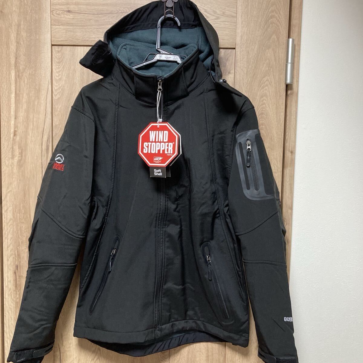 新品未着用 WIND STOPPER SOFT SHELLジャケット GORE-TEX 防寒拍卖