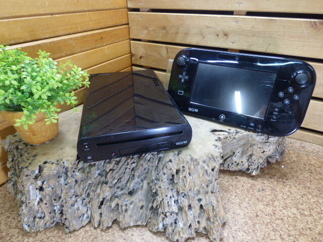 む572.wiiU 本体 WUP-101 32GB ブラック 【ジャンク品】通電OK拍卖