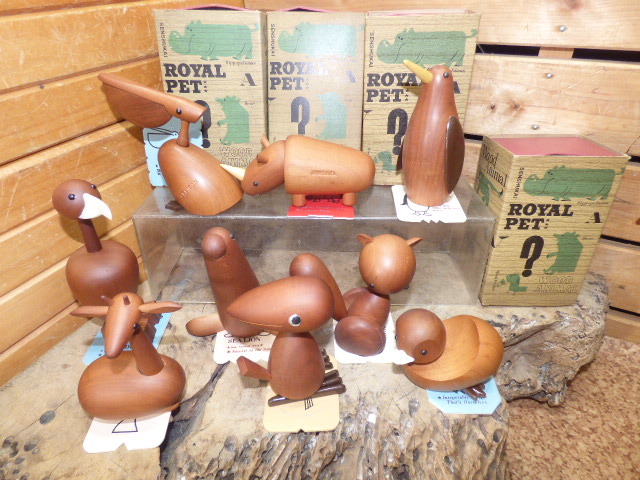 む701.【9体セット】ROYAL PET WOOD ANIMAL 木製置物 千趣会 コンドル ペリカン キツツキ ペンギン アシカ リス サイ マンダリンダック等拍卖