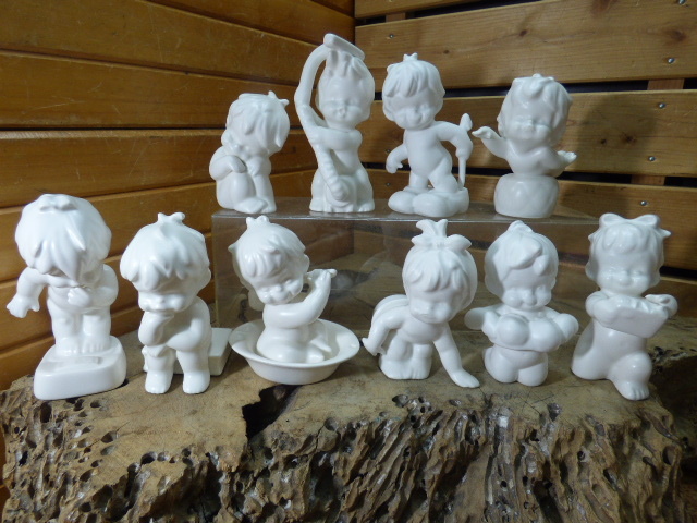 む704【10体セット】千趣会 skip 置き物 赤ちゃん いたずら おでかけ 水遊び お風呂 陶器人形 白磁 コレクション インテリア拍卖