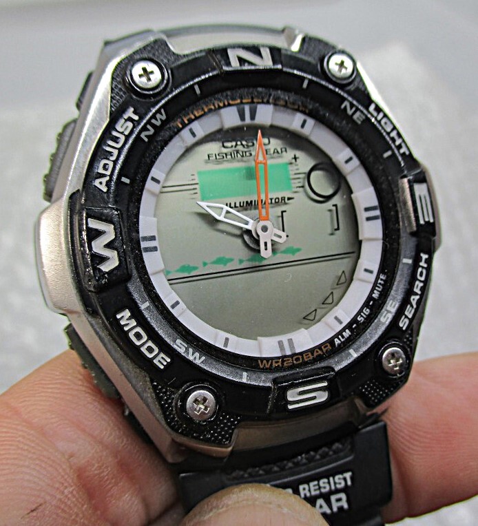 【■CASIO  SPORTS GEAR クォーツ腕時計   送料185円 】ジャンク扱いで★  拍卖