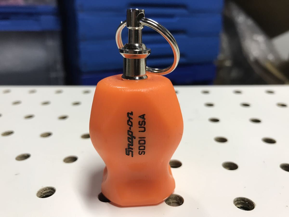 在庫僅か!スナップオンSNAP-ON USAスタッビキーホルダー オレンジ旧ロゴ拍卖