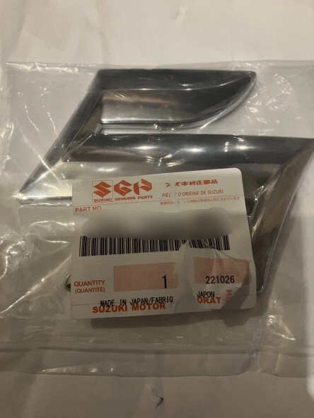 ★新品★ スズキ純正 SUZUKI MK21パレット,HA25アルト,その他 エンブレム メッキ拍卖