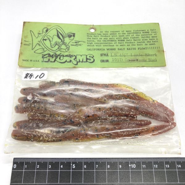 710794 新品 カリフォルニアワーム 4-1/2インチ リトルシャーク 10本 CALIFORNIA WORM LITTLE SHARK 101D グリーンウィニーブラック 希少拍卖