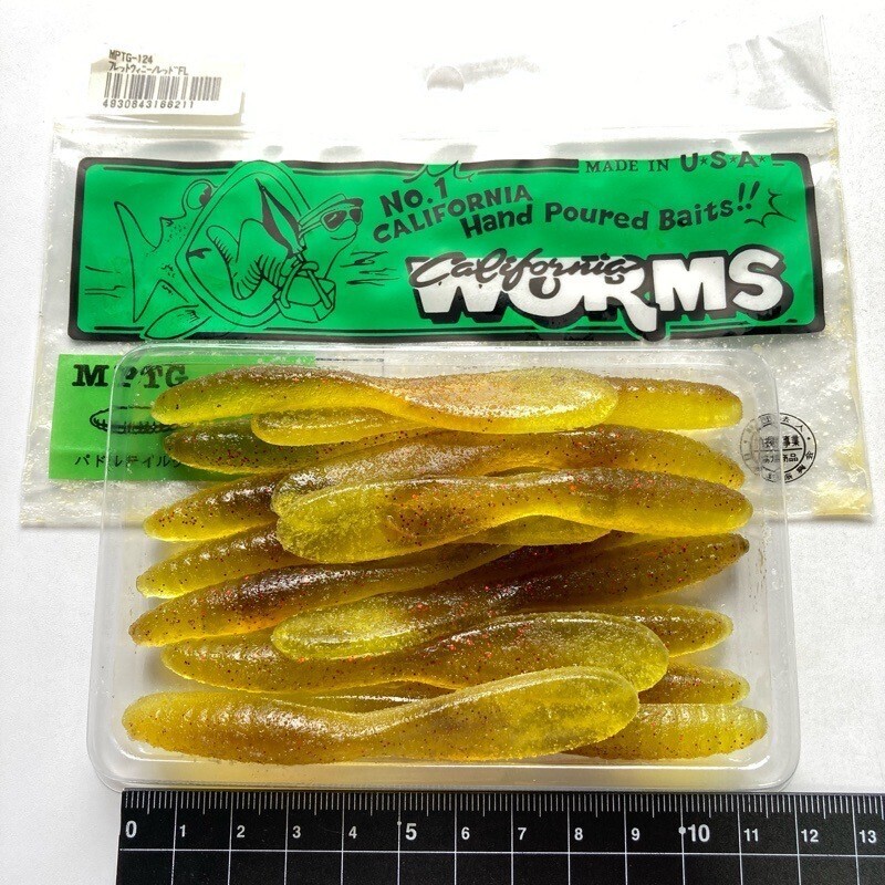 813184 カリフォルニアワーム パドルテールグラブ 3.5インチクラス 15本 #グリーンウィニーレッドFLK CALIFORNIA WORM PADDLE オールド品拍卖