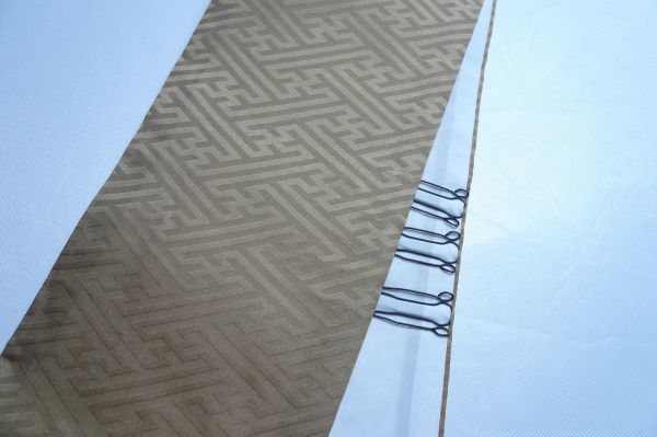 ▼三作▼送料無料 新品税込 正絹重ね衿 広衿 紗綾形 H4拍卖