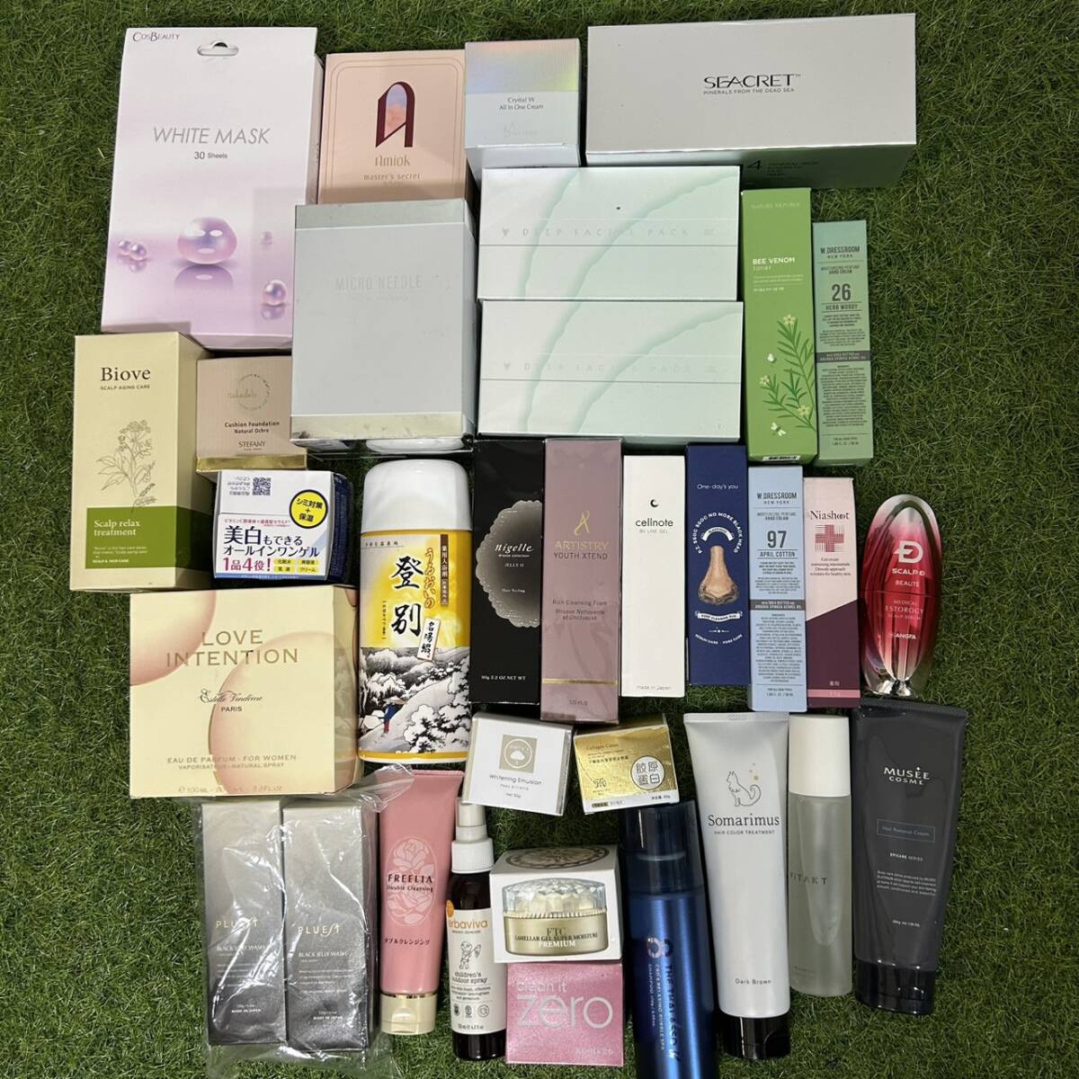 PLUEFT ISA KNOX SEACRET MUSEE VITAKT FTC スカルプD など 30点以上まとめ 基礎化粧品 ヘアケア ボディケア 大量 新品未使用 未開封含む拍卖