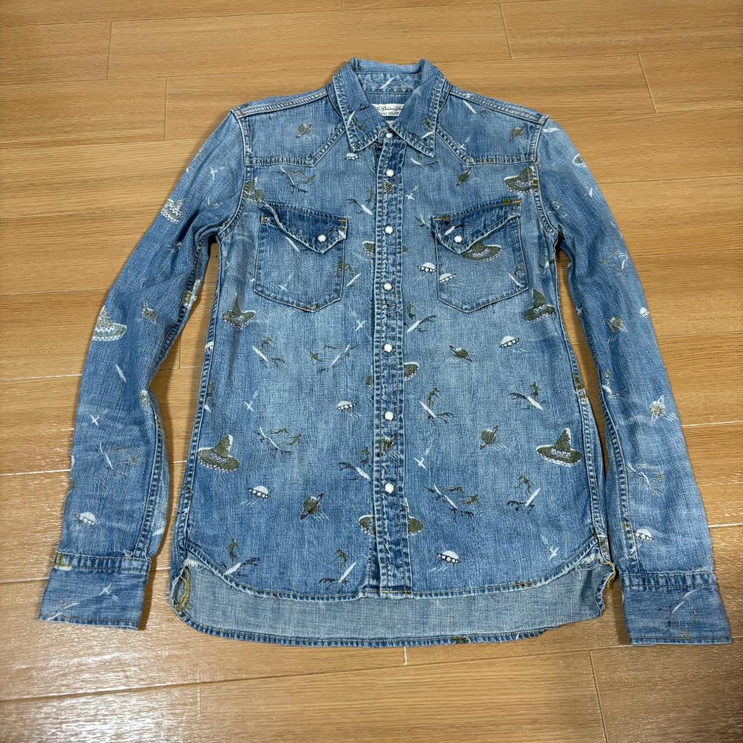 REMI RELIEF レミレリーフ 総柄プリント デニムウエスタンシャツ サイズM メンズ コットン100% ブルー系 ハット UFO サーフィン 宇宙拍卖