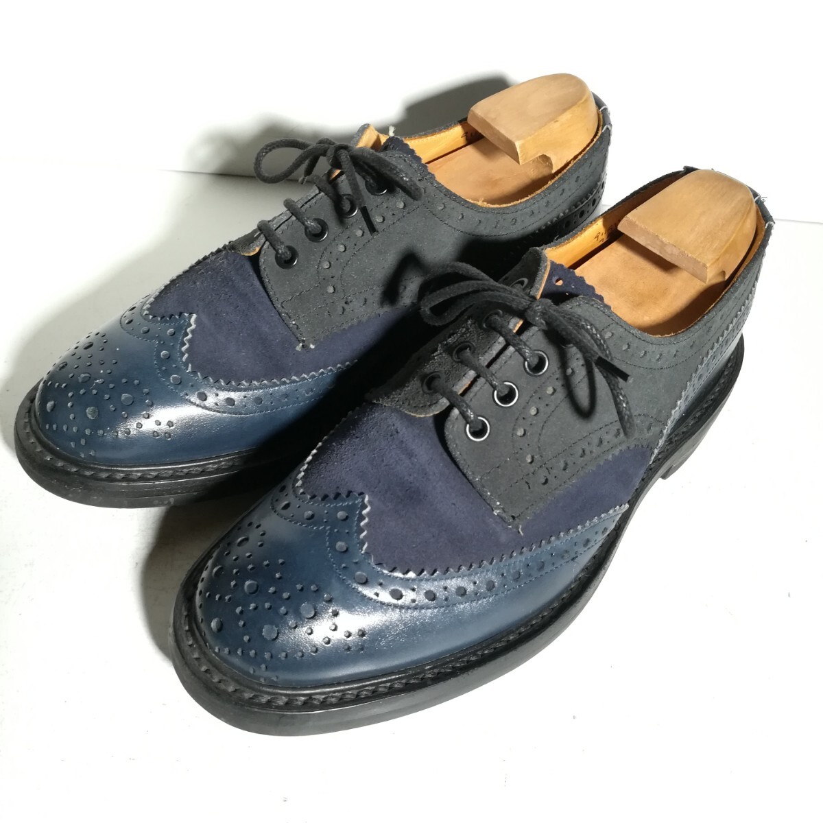 d0234 ★トリッカーズ Tricker's★ M5633 バートン 部分スエード ウイングチップ 7 1/2 ネイビー シューズ ビジネス 高級革靴 紳士靴 本革拍卖
