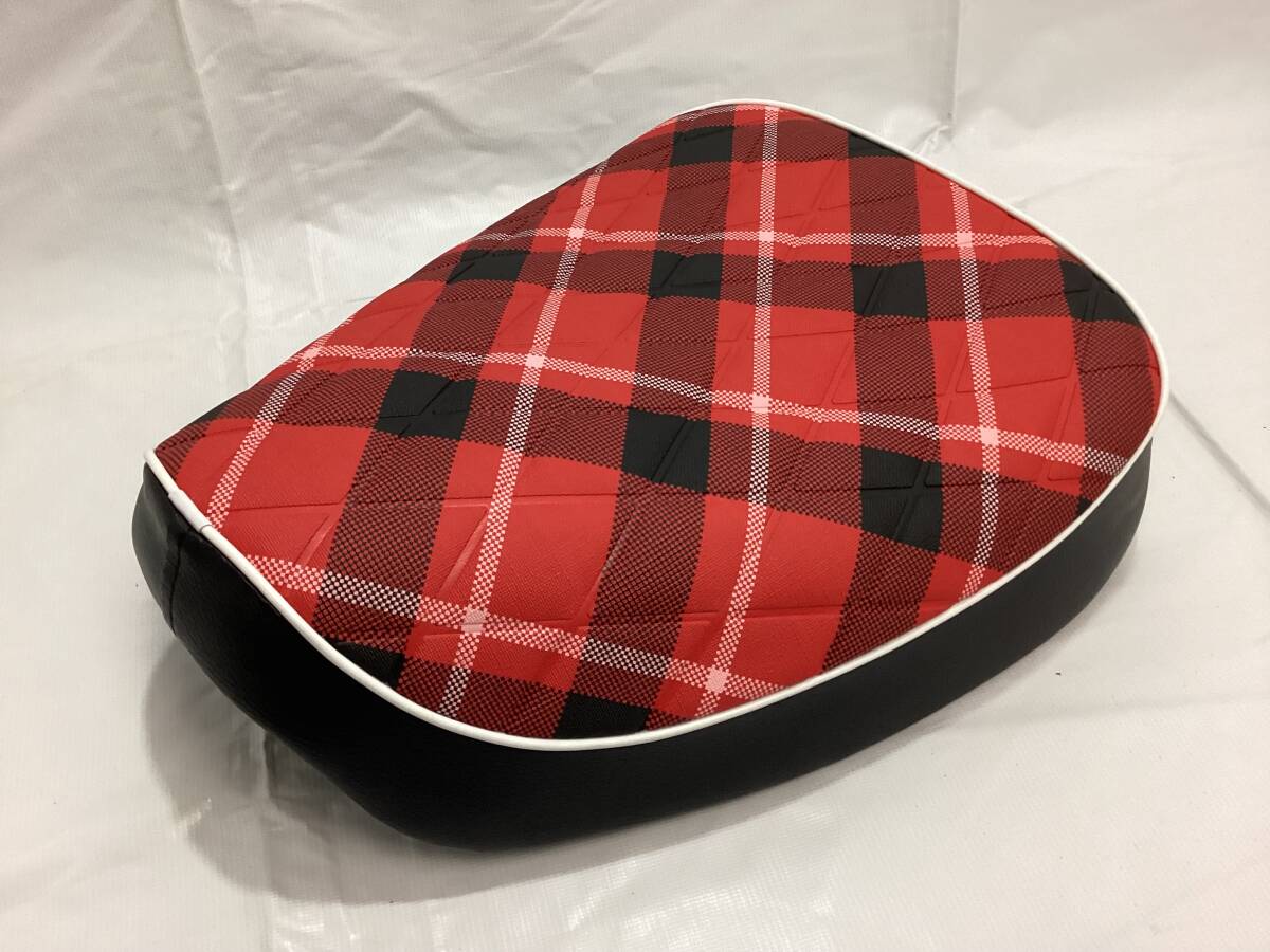 送料安 カブ シート 防水キルト 赤チェック ローダウンシート ローシート JA60 JA59 JA45 JA42 JA44 JA10 AA04 AA09 AA07検 Z50J Z50M拍卖