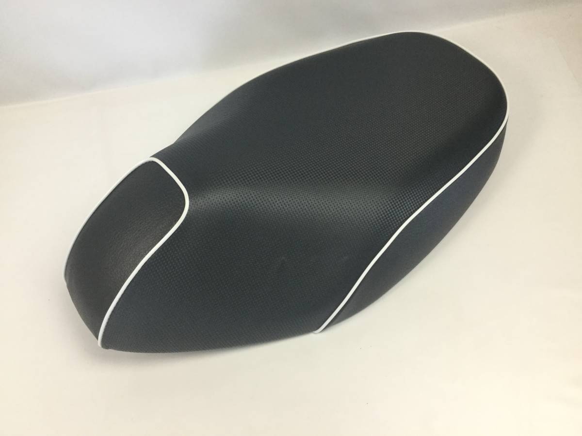 新品 送料無料 スズキ アドレス V50 カーボン柄白PP 生地 シート シート生地 シート表皮 シートカバ- 4スト V50 生地のみですご注意下さい拍卖