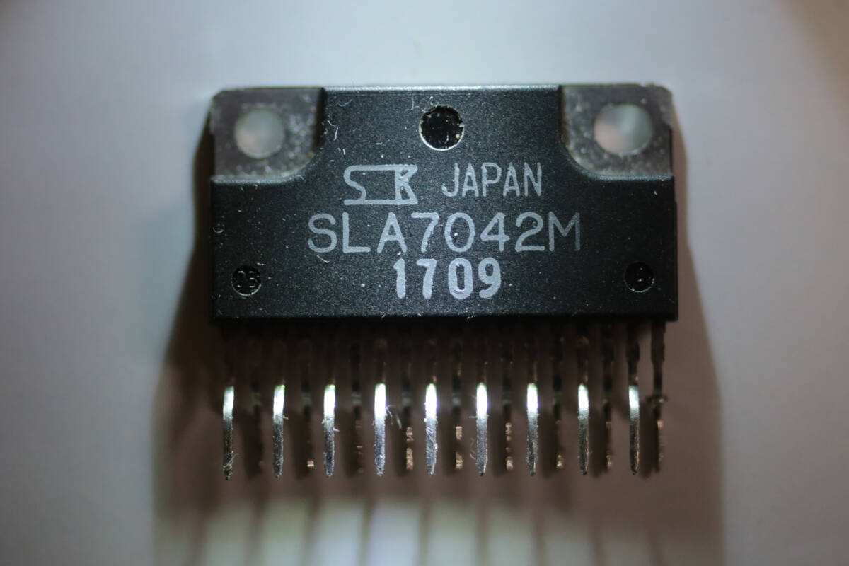 SLA7042M (中古)拍卖