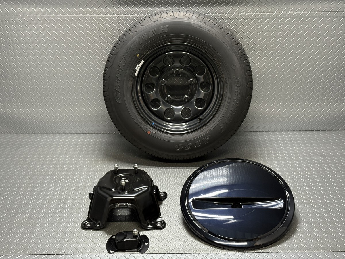 【キャリア/カバー付】未使用 JB74W ジムニーシエラ スチールホイール 15インチ 5.5J +5 5穴139.7 GRANDTREK AT20 スペアタイヤ(25090030)拍卖