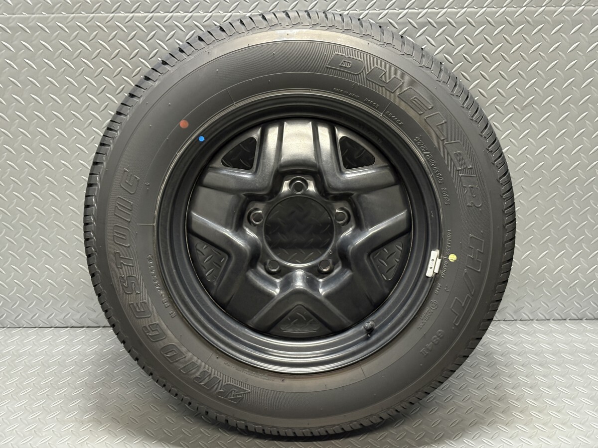 【未使用】JB64W ジムニー スチールホイール 16インチ 5.5J 5穴139.7 DUELER H/T 175/80R16 背面 スペアタイヤ 鉄ホイール (24090033)拍卖