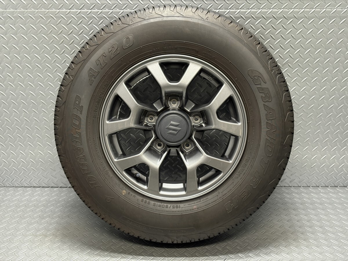 【22年37週製造】JB74W ジムニーシエラ 15インチ 5.5J +5 5穴139.7 純正 ホイール DL GRANDTREK AT20 195/80R15 純正アルミ (25090034)拍卖