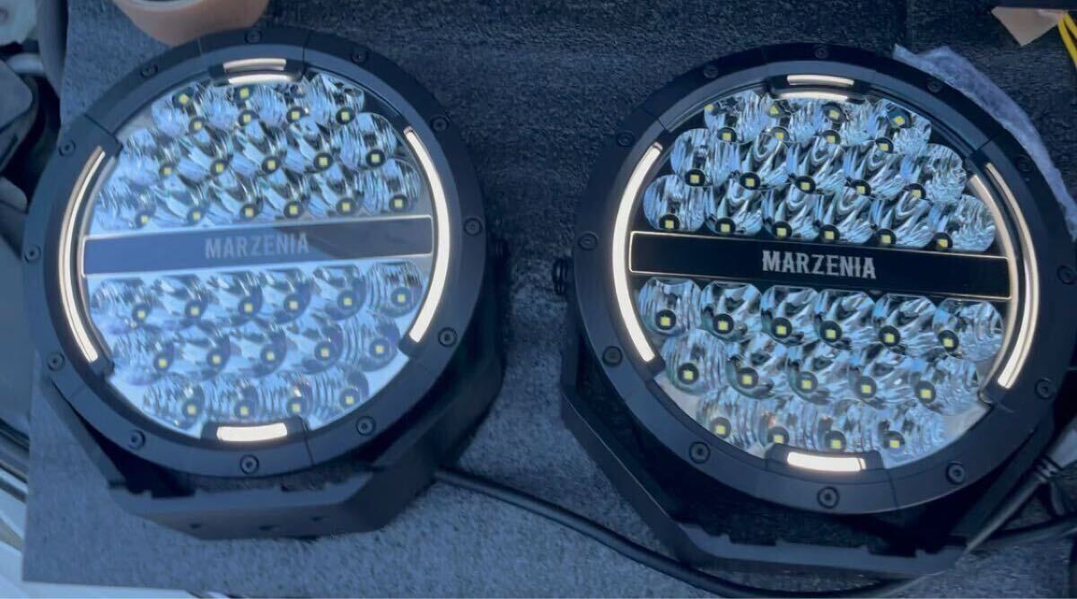 新古 MAZENIA 9インチ デュアル オープニング付ライト 2個セット スイッチリレー配線付き トラック ユーロ フォグランプ拍卖