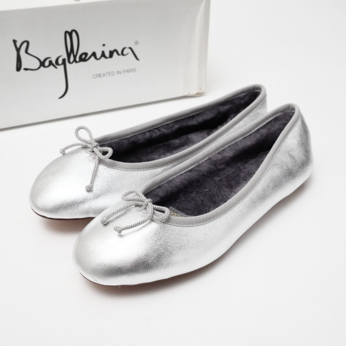MH5178△未使用 Bagllerina バグレリナ ムートンファー メタリックレザー バレエパンプス バレエシューズ 靴 36/23cm相当 シルバー拍卖