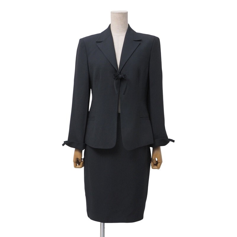 GS4193〇イタリア製*ヴェルサーチクラシック VERSACE CLASSIC V2*セットアップスーツ*紐付き ジャケット*スカート*サイズ42/8*ネイビー拍卖