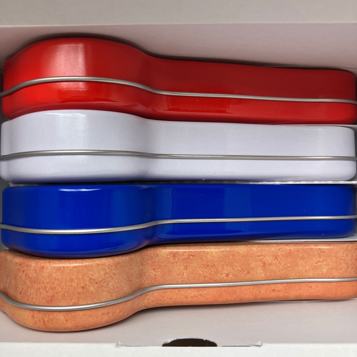 豊島屋 創業130周年記念 鳩サブレー 1枚入缶セット 缶のみ(箱入り) お菓子無し拍卖