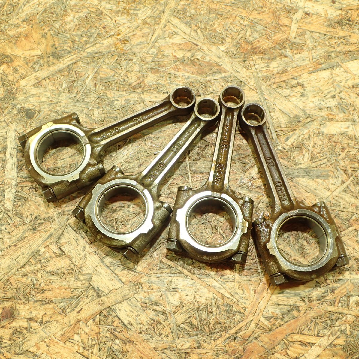 【送料SSサイズ】HONDA RC42-1500*** CB750 コンロッド 検.( 202510 5 土3拍卖