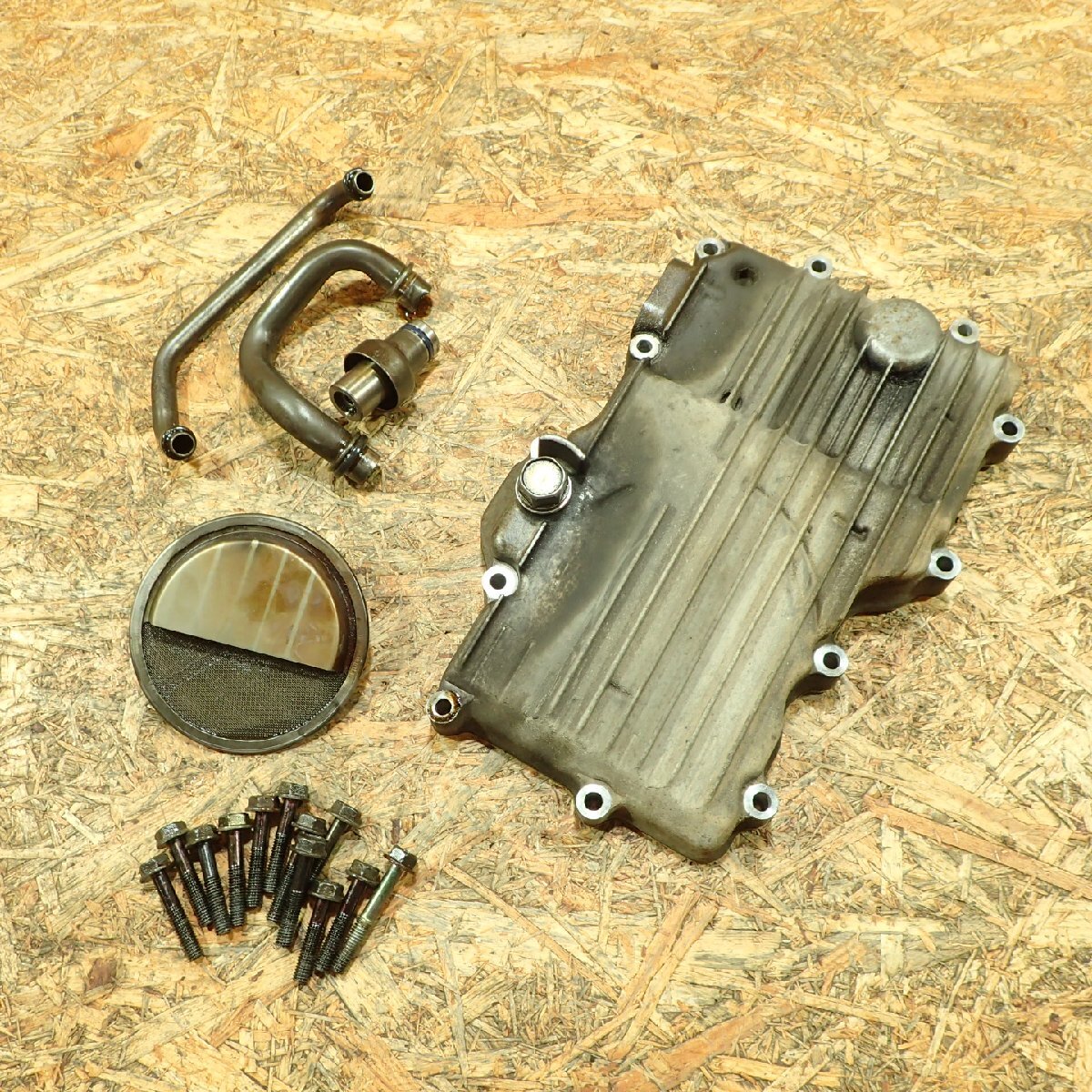 【送料Sサイズ】HONDA RC42-1500*** CB750 オイルパン 検.( 202510 5 火4拍卖