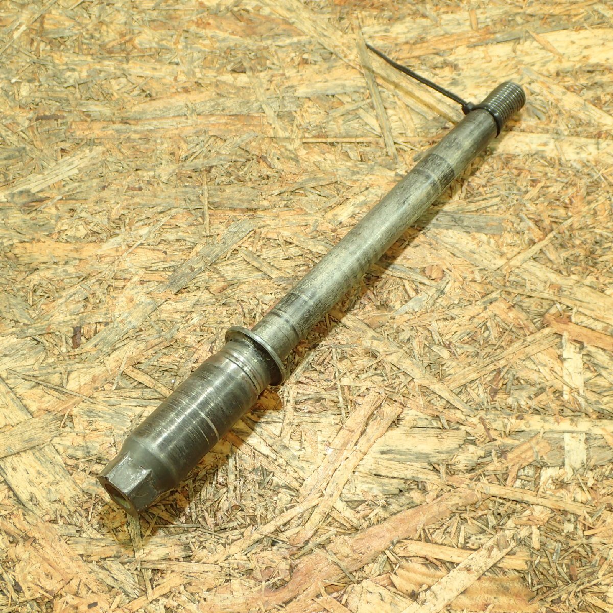 【送料SSサイズ】Kawasaki LX250E-0204*** KLX250 フロントアクスルシャフト 検.( 202510 8 無1拍卖