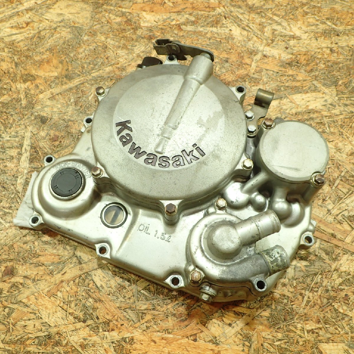 【送料Sサイズ】Kawasaki LX250E-0204*** KLX250 クラッチカバー 検.( 202510 8 火9拍卖