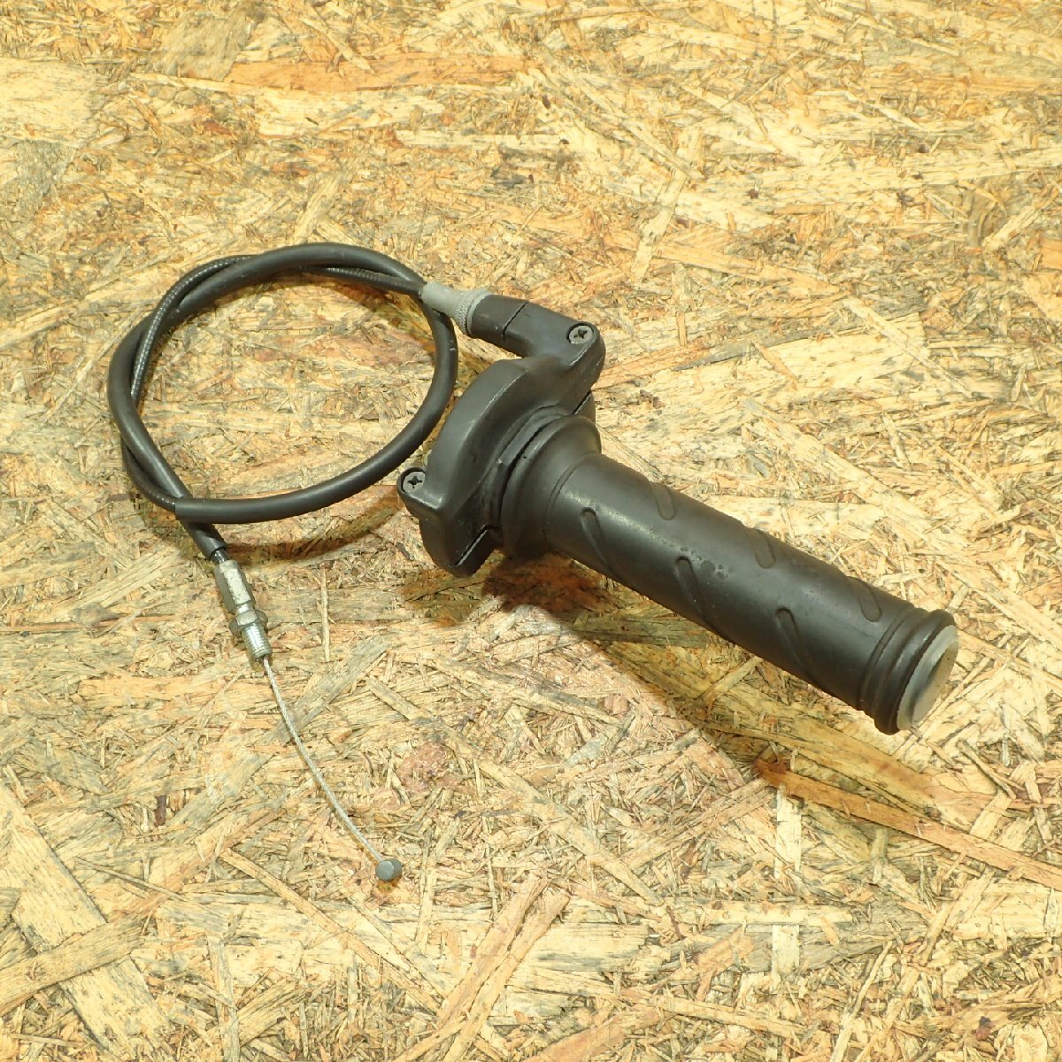 【送料SSサイズ】Ducati ZDMM405AA3B043*** モンスターS4R スロットル 検.( MS4R 202510 14 土3拍卖