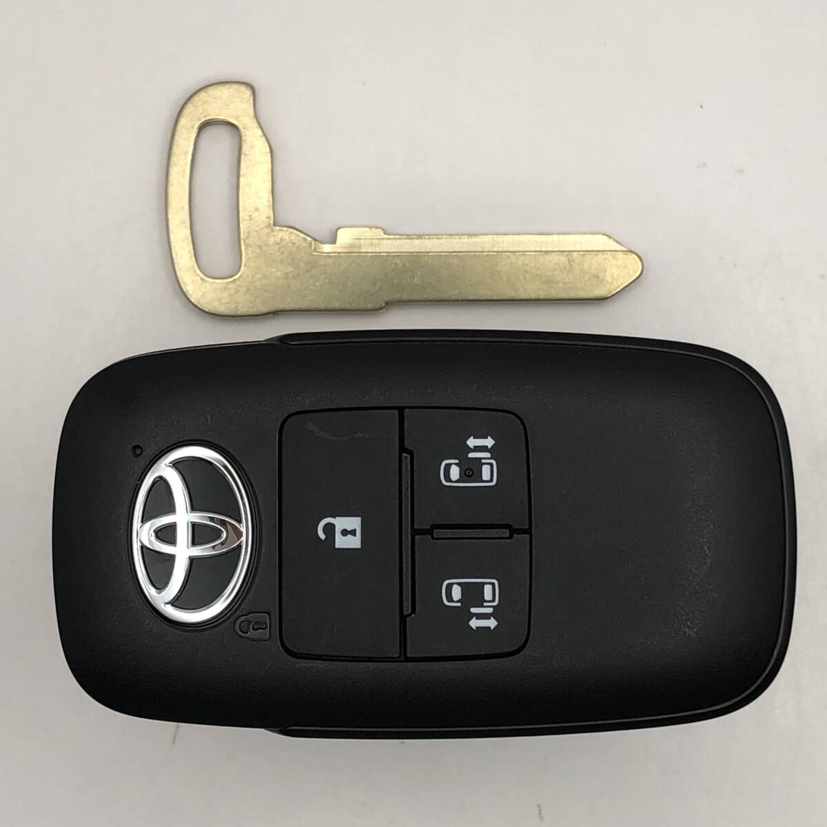 DTA52 トヨタ スマートキー ルーミー タンク M900A M910A 007-AG0115 434451-0011 スペアキー 登録作業可能 埼玉県深谷市 拍卖