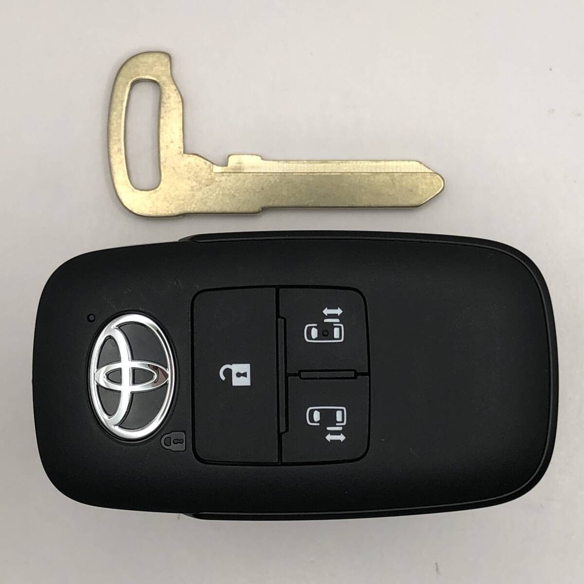 DTA55 トヨタ スマートキー ルーミー タンク M900A M910A 007-AG0115 434451-0011 スペアキー 登録作業可能 埼玉県深谷市 拍卖