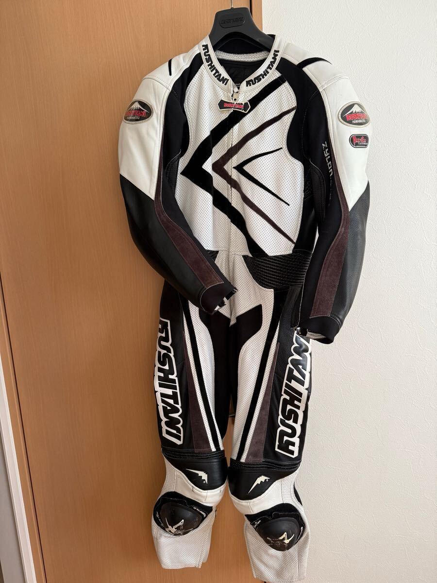 クシタニレーシングスーツ サイズL/LL 白/黒/グレー プロトコアレザー 中古美品 MFJ公認 KUSHITANI 革ツナギ拍卖