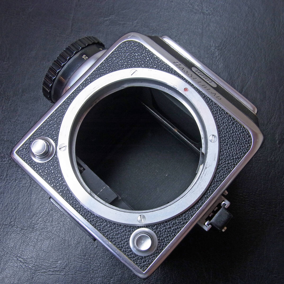 古カメラ Hasselblad 1000F ハッセル 本体のみ ジャンク拍卖