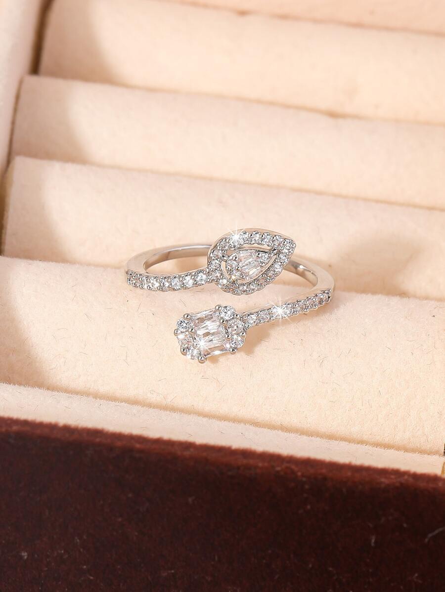 リング レディース リング 1個 シルバーカラー ティアドロップ キュービックジルコニア リング拍卖