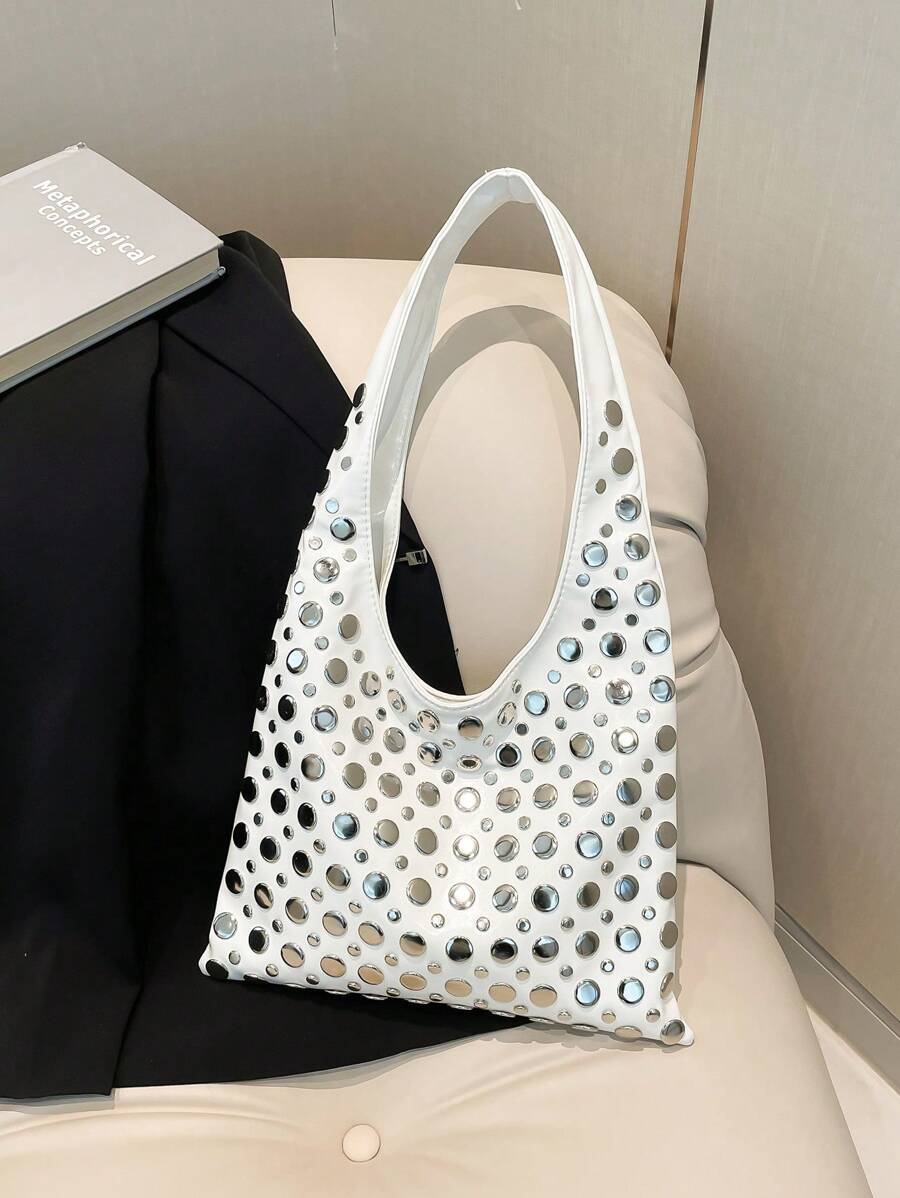 バッグ レディース ドレスバッグ リベットのデコレーションデザイン アンダーアームバッグ、カジュアル高級ニッチショルダーバッグ拍卖