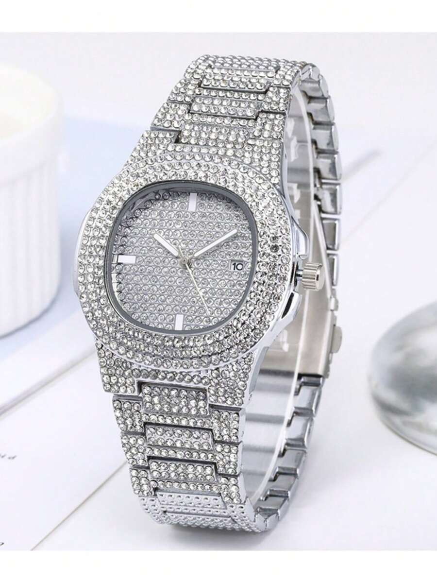 腕時計 メンズ クォーツ 1個 ファッショナブルな男性ビジネス フル アイスアウト オーバル クォーツ スチールバンド リストウォ拍卖