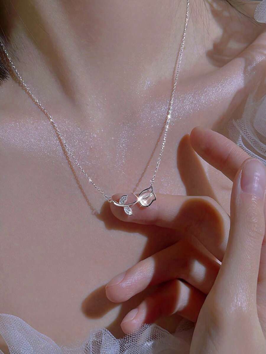 ジュエリー レディース ネックレス ペンダント 女性用ファッショナブルチューリップネックレス、繊細で多用途なキャリブレーションチェ拍卖