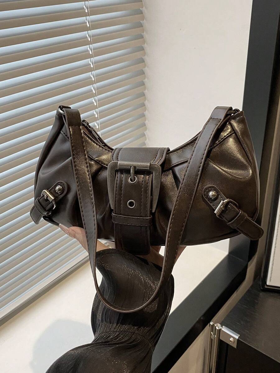 バッグ レディース ショルダーバッグ 1個 レディース レトロバイカー パンクスタイル リベット装飾 調節可能ストラップ 大容量拍卖