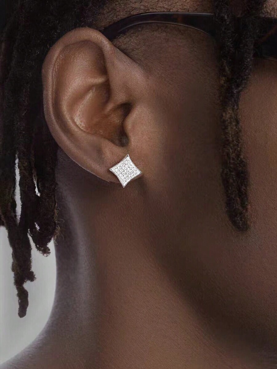 ジュエリー メンズ イヤーアクセサリー 1ペア ヒップホップ ロック キュービックジルコニア装飾 メンズ シルバー スタッドピアス拍卖