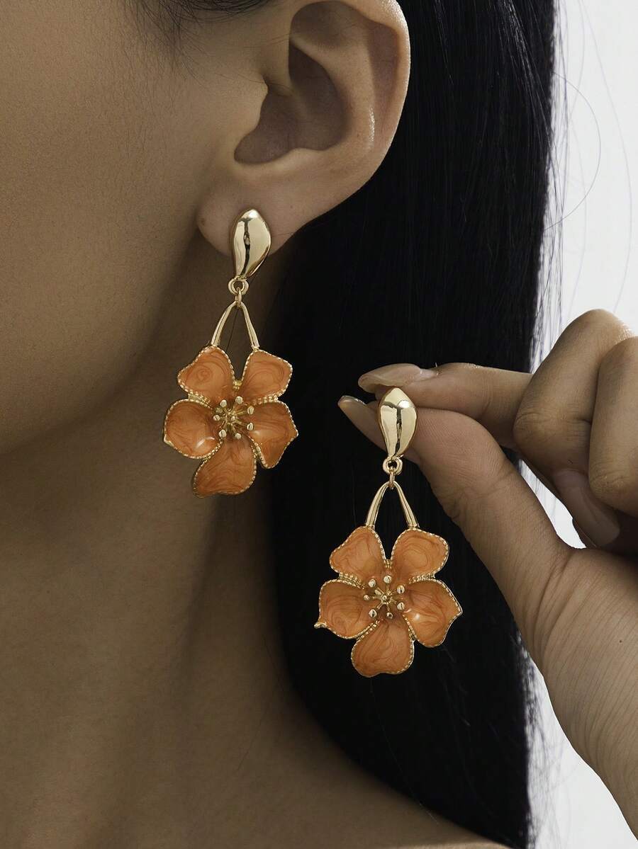 ジュエリー レディース イヤーアクセサリー 1ペア 夏 エレガントでシックなオレンジ色のオイルドロップ5枚弁の花ペンダントピアス拍卖