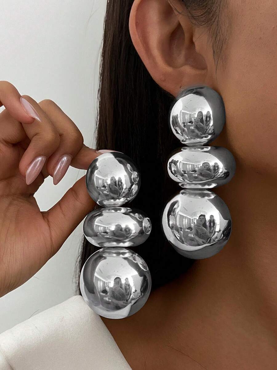 ジュエリー レディース イヤーアクセサリー 1ペア レトロ高級メタル アシンメトリック ジオメトリック ラウンド スタッドピアス、拍卖