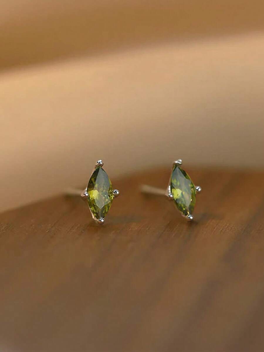 ジュエリー レディース イヤーアクセサリー 1ペア エメラルドホースアイピアス、925スターリングシルバー ファッショナブルな女性拍卖